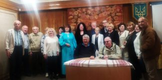 У Національному музеї літератури України відбувся літературно-мистецький вечір «Сиве сонечко», приурочений до Дня матері