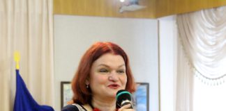 У Національному музеї літератури України до Дня Української Державності відбулась презентація збірки Лесі Горової «Україна – це світло»