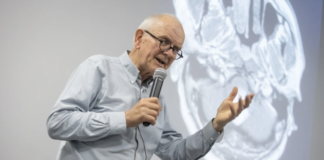 В Україну знову їде Генрі Марш – письменник, лікар та волонтер: як записатися на лекцію