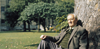 HarperCollins видасть збірку неопублікованих віршів Дж. Р. Р. Толкіна