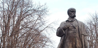 У Луганську окупанти планують демонтувати пам’ятник Шевченку