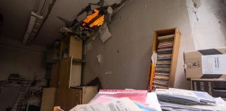 Благодійний фонд і київська книгарня запустили акцію підтримки шкільних бібліотек Чернігова