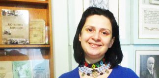 Та, що словом викрешує світло… Іванна Стеф’юк: Не нарікаю на темряву, а просто запалюю свічку…