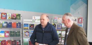 Запорізький письменник Іван Кушніренко презентував свою 99-ту книгу – «Війна у кожного своя»