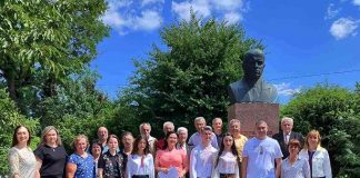 У Снятині вручили премії імені Марка Черемшини