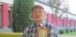 Журналіст, письменник, краєзнавець і фольклорист Василь Лесів видав книжку українських народних байок рідного села «Благословення Тата – Вічного Дуба-Нелиня»