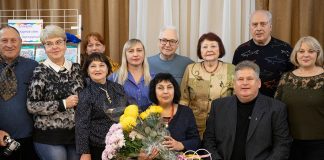 Дніпропетровська письменниця Еліна Заржицька відзначила 30-ччя творчої діяльності