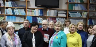 В Ужгороді презентували мілітарний роман Петра Ходанича «Жінка в зеленій сукні»