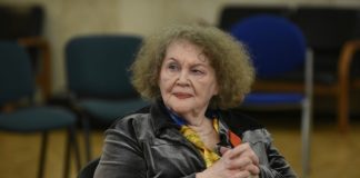 У квітні вийде друком нова поетична книжка Ліни Костенко